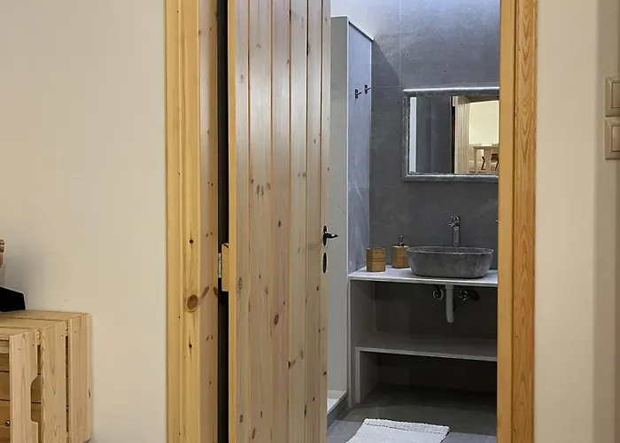 Stonehousekefalos קפלוס